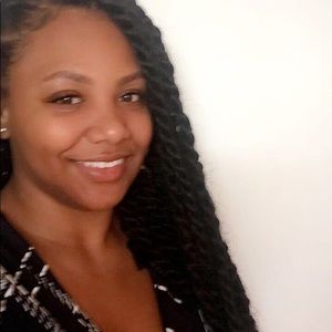 Meet your Posher, Kaela